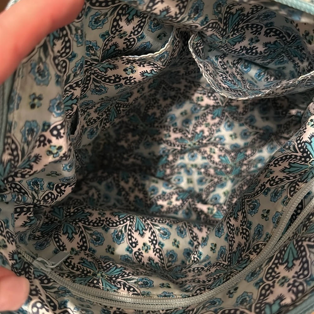 Vera Bradley Purse - Picture 7 of 8